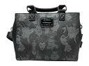 ラウンジフライ アメリカ 日本未発売 バッグ コラボ Loungefly Disney Villains Debossed Allover Print Cros...
