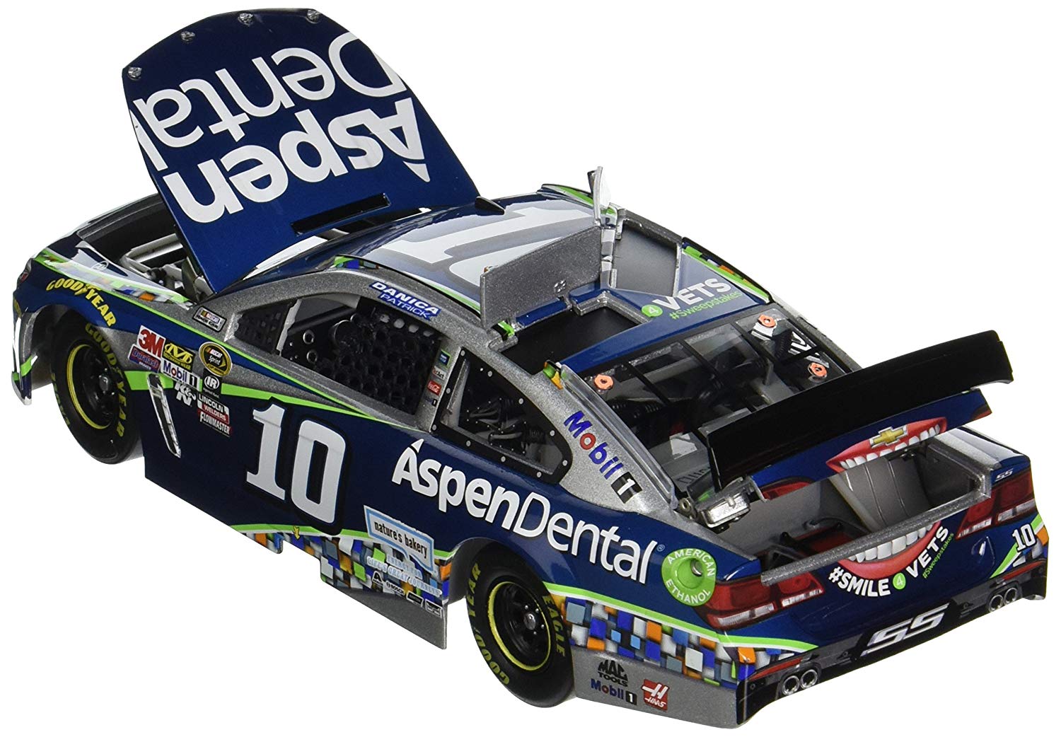 ライオネルレーシング ミニカー 模型 アメリカ 【送料無料】Lionel Racing Danica Patrick #10 Aspen Dental 2016 Chevy SS NASCAR 1:24 Scale Diecast Carライオネルレーシング ミニカー 模型 アメリカ