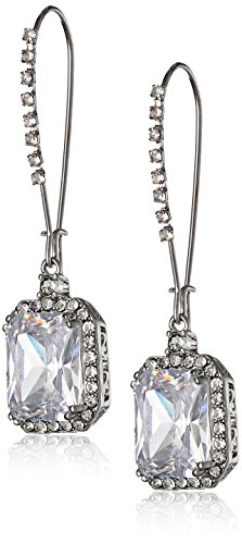 ベッツィ・ジョンソン ピアス アメリカ 日本未発売 ブランド Betsey Johnson CZ Crystal Square Earrings Crystal/Silver Drop Earringsベッツィ・ジョンソン ピアス アメリカ 日本未発売 ブランド