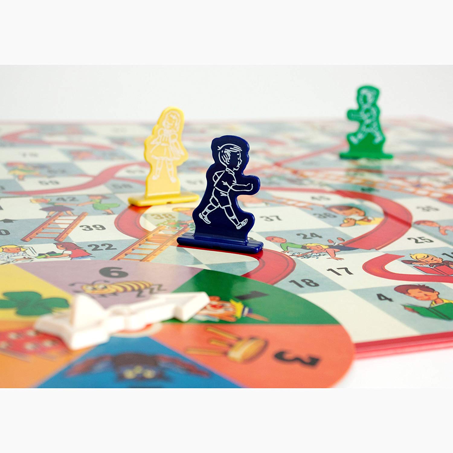 最先端 ボードゲーム 英語 アメリカ 海外ゲーム Chutes And Ladders Deluxe Board Game In Classic Nostalgia Collector S Tinボードゲーム 英語 アメリカ 海外ゲーム 50 Off Www Zservices Me Com