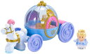 商品情報 商品名シンデレラ ディズニープリンセス Fisher-Price Little People Disney Princess, Cinderella's Coachシンデレラ ディズニープリンセス 商品名（英語）Fisher-Price Little People Disney Princess, Cinderella's Coach 商品名（翻訳）フィッシャープライス リトルピープル ディズニープリンセス シンデレラのコーチ 型番X6025 ブランドFisher-Price 商品説明（自動翻訳）商品詳細 商品説明 お子さまと映画のキャラクターのお友達を舞踏会に連れて行ってくれる魔法のコーチです。大きなサイズで見る シンデレラのコーチは白馬に引っ張られています。キラキラ光るコーチの上半分を簡単に開けて、中にシンデレラのキャラクター「リトルピープル」がすっぽり収まるようにします。それに沿って押すと、楽しい効果音が聞こえ、さらにシンデレラがフレーズを「話す」と、シンデレラ映画の名曲が聞こえます。さらに、コーチを転がすと、トランクが開閉してネズミの仲間が出てきます。さらにお姫様気分を味わうには、「Little People Disney Princess Songs Palace」でシンデレラコーチを連れてきて、彼女のフレーズや名曲を聞いてみましょう。時代を超えた物語、終わりのない遊び シンデレラのコーチは白馬に引っ張られています（もちろん！）。上半分が簡単に開くので、シンデレラが華麗に舞踏会へと乗り込むことができます。シンデレラもコーチも、ダイヤモンドのようにキラキラと輝く装飾が施されています。コーチを押すと、映画「シンデレラ」のようなキャラクターのフレーズや効果音、ディズニーの名曲が流れます。シンデレラの仲良しのネズミも見逃せません。コーチを転がすと、ネズミがトランクの中から「魔法のように」飛び出してきます。シンデレラを「リトルピープル ディズニープリンセスソングパレス」に連れていくと、シンデレラの名前や楽しいフレーズ、ディズニーの名曲を歌ってくれます。"可能性を想像してみよう フィッシャープライスの「リトルピープル ディズニー・シンデレラコーチ」は、映画「シンデレラ」に登場するキャラクターたちと、世界中で愛されているストーリーを使ったふりをして遊ぶことができます。小さな女の子は想像力を働かせて、チャーミングな王子様と一緒に物語を楽しみます。楽しくてわかりやすい音楽が遊びの価値を高めます。小さな子供たちがトップを開けたり閉めたりしながら、シンデレラがコーチに乗ったり降りたりするのを手伝っていくうちに、細かい運動神経が発達していきます。おもちゃを押したり転がしたりすることで、協調性が高まります。また、音楽や音を聞くことで聴覚を刺激し、言葉を教えるのにも役立ちます。時代を超越したシンデレラの魅力 このプレイセットには、リトルピープルの愛らしいスタイルのシンデレラのフィギュアが付属しています。白馬に引っ張られたコーチは、映画オリジナルのキャラクターのディテールが満載です。コーチの上半分が開くので、シンデレラは華麗に舞踏会に向かうことができます。コーチを押すと、キャラクターのフレーズや効果音、ディズニーの名曲が流れます。コーチのトランクの中からは、ネズミの仲間たちが「魔法のように」飛び出してきます。シンデレラの歌やフレーズをもっと楽しく聞きたいときは、Little People Disney Princess Songs Palaceに連れてきてください。商品の特徴音と音楽のための車輪を回す楽しい音と歌あなたが一緒にコーチをプッシュするとPeek-a-booアクションマウスと一緒にキラキラしたシンデレラリトルピープルフィギュアが含まれています馬、マウス、開閉式トランク付きコーチが含まれていますメーカーからあなたの小さな子供たちがシンデレラの変身の魔法の物語を再現する...または自分自身の全く新しい物語を作成するのを見るのが大好きになるだろう！あなたの小さな子供たちは、シンデレラの変身の魔法の物語を見ているつもりです。この美しいコーチは、楽しい驚きと音でいっぱいです。馬車を転がすと、トランクが開いてネズミの仲間が出てきます。シンデレラのフィギュアと馬車、馬、ネズミ、開閉するトランクがセットになっています。単三電池2本が必要です。 関連キーワードシンデレラ,ディズニープリンセスこのようなギフトシーンにオススメです。プレゼント お誕生日 クリスマスプレゼント バレンタインデー ホワイトデー 贈り物