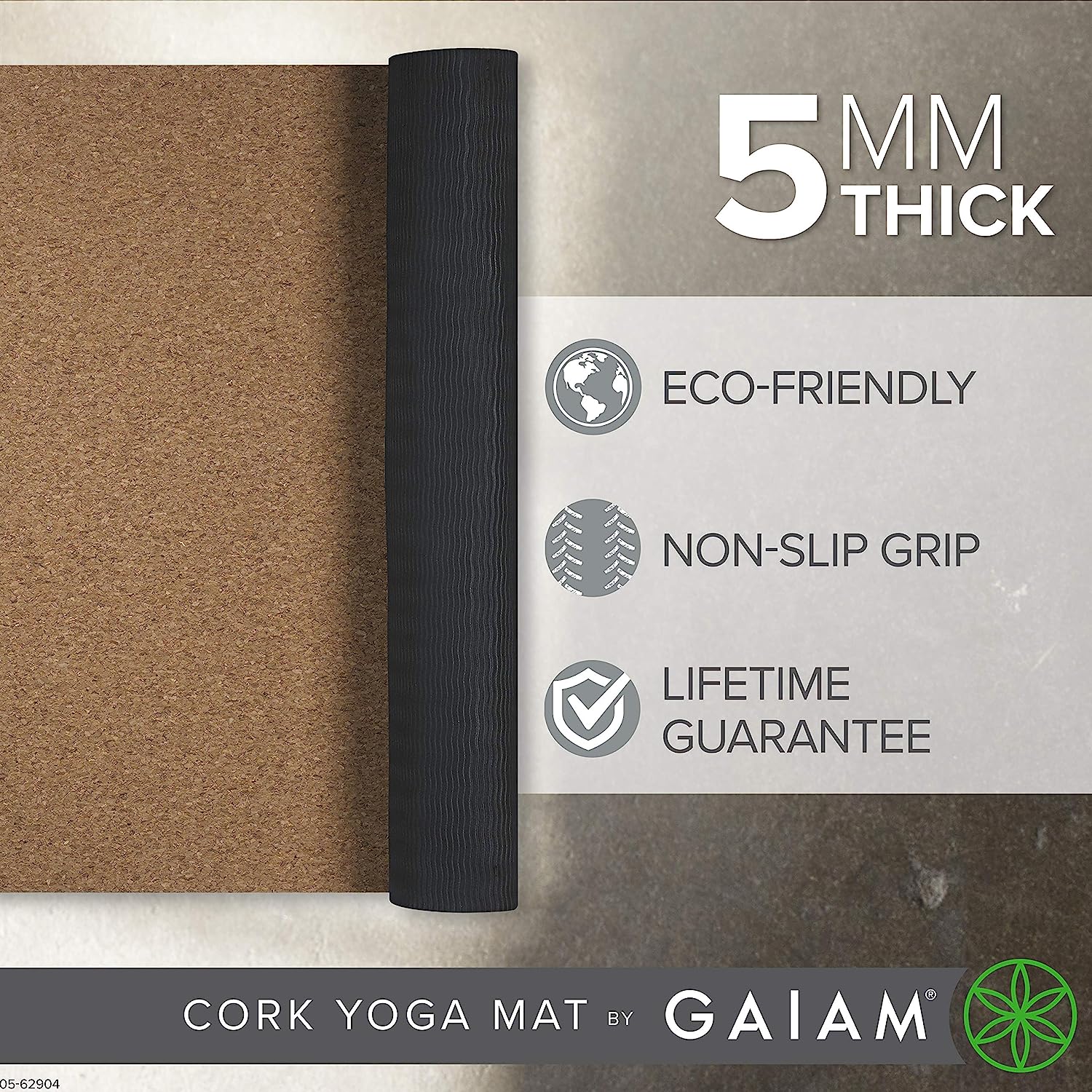 ヨガマット フィットネス 【送料無料】Gaiam Yoga Mat Cork with Non-Toxic Rubber Backing, Natural Sustainable Cork Resists Germs and Odor - Great for Hot Yoga, Pilates (68-Inch x 24-Inch x 5mm Thick)ヨガマット フィットネス