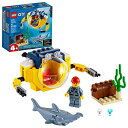 商品情報 商品名レゴ シティ LEGO City Ocean Mini-Submarine 60263, Underwater Playset, Featuring a Toy Submarine, Pirate Treasure Chest, Hammerhead Shark Figure and a Pilot Minifigure, Great Gift for Kids (41 Pieces)レゴ シティ 商品名（英語）LEGO City Ocean Mini-Submarine 60263, Underwater Playset, Featuring a Toy Submarine, Pirate Treasure Chest, Hammerhead Shark Figure and a Pilot Minifigure, Great Gift for Kids (41 Pieces) 商品名（翻訳）レゴシティオーシャンミニ潜水艦60263、水中プレイセット、おもちゃの潜水艦、海賊の宝箱、ハンマーヘッドシャークフィギュアとパイロットミニフィギア、子供のための素晴らしいギフト、新しい2020年（41個）を特色にする 型番60263 海外サイズOne Size ブランドLEGO 商品説明（自動翻訳）レゴシティ・オーシャン・ミニサブマリン60263のプレイセットで、子供たちは創造的な遊びに飛び込むことができます。泡のコックピットと点検用のアームが付いた潜水艦、宝石が入った海賊の宝箱、そしてクールなハンマーヘッド・シャークのフィギュアが付いています。この組み立てキットには、想像力豊かに水中を冒険するために必要なものがすべて詰まっています。この4+のおもちゃのプレイセットには、シンプルな印刷されたビルディングガイドと特別なスターターブリックが含まれているので、お子様は自分のレゴおもちゃを作ることに誇りを持つことができます。また、スマートフォンやタブレット用の無料のレゴ・ビルディング・インストラクション・アプリを使えば、インストラクション・プラス（インストラクション・プラス）と呼ばれる、ズームや回転などの表示ツールを使ったインタラクティブなビルディング・ガイドを手に入れることができ、レゴ・ビルディングを子供の遊びに変えることができます。レゴシティは、ナショナル・ジオグラフィック・エクスプローラーズの活動をサポートしています。レゴのオーシャン・プレイセットは、子供たちにエキサイティングな海底探検の世界を紹介し、リアルな海の乗り物、本格的な設定、楽しいキャラクターなど、リアルなロールプレイのシナリオを楽しむことができます。 関連キーワードレゴ,シティこのようなギフトシーンにオススメです。プレゼント お誕生日 クリスマスプレゼント バレンタインデー ホワイトデー 贈り物