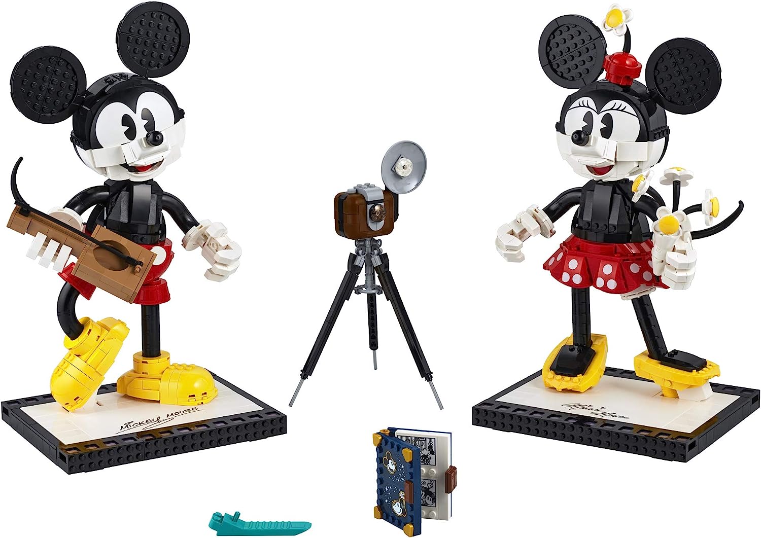 レゴ 【送料無料】LEGO Disney Mickey Mouse & Minnie Mouse Buildable Characters (43179), Classic-Style Mickey Mouse Collectible Adult Building Kit, New 2021 (1,739 Pieces)レゴ