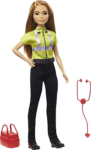 バービー バービー人形 Barbie Paramedic Petite Fashion Doll, with Brunette Hair, Stethoscope, Medical Bag Accessoriesバービー バービー人形