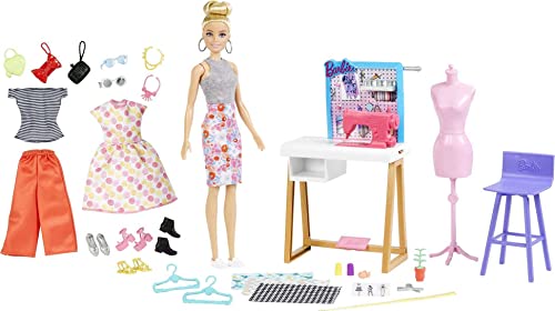 バービー バービー人形 着せ替え 衣装 ドレス Barbie Fashion Designer Doll 25 Accessories, Studio Playset Includes Furniture, Sewing Machine Mannequin, Blonde Dollバービー バービー人形 着せ替え 衣装 ドレス