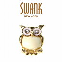 ↑こだわりのギフトラッピングはこちら↑SWANK（スワンク）SWANK社は、1897年サミエル・ストーン氏とモーリス・ベアー氏によって、マサチューセッツ州のアトルボロ市に、婦人用ジュエリーの工場として設立されました。一大ジュエリー産業都市となった1908年には、紳士用の装身具製造のため、会社が新しく組織化され、ここからスワンク社の世界的紳士用ジュエリーブランドのリーダーとなる活躍が始まります。1920年には、一流ファッション雑誌「メトロポリタン」誌にオリジナルのカフスボタン「Kum-a-part」の広告を掲載、また1927年にはSWANKの名前で新しいカラーホルダーの広告展開を開始しました。さらにこの時期には、ニューヨーク・シカゴ・ロサンジェルス等、米国全土に7カ所の卸部門を開設し、装身具の販売を全米へと展開して行きました。