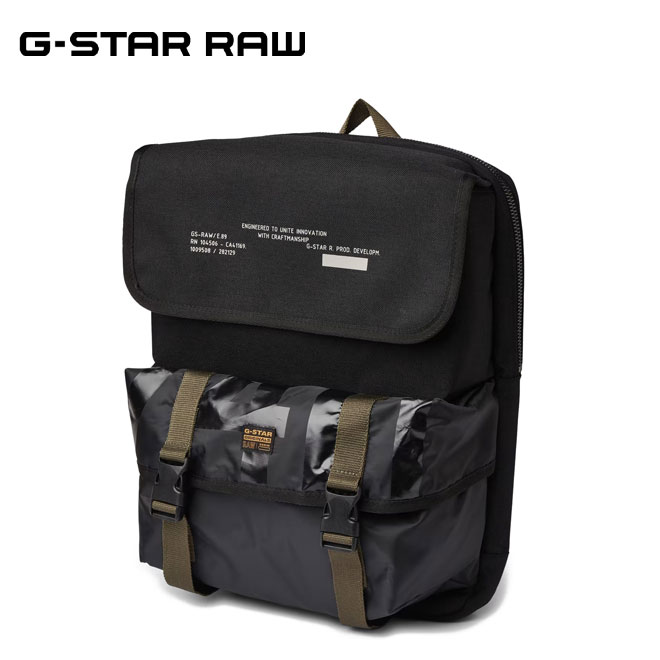 メーカー希望小売価格はメーカー商品タグに基づいて掲載しています。【G-STAR RAW】ジースター ロウ 1989年オランダアムステルダムにて設立されたブランドです。 「縮まない、ねじれない、色落ちしない」という革新的デニム「RAWDENIM(ロウデニム)」を発表し、新しいユーロカジュアルスタイルを確立しました。 モトクロスパンツをベースとした立体裁断のジーンズが爆発的人気をしました。 基本コンセプトである「ヨーロッパから見たアメリカンカジュアル」「オランダのもつミニマリズム」「ミリタリーテイストやワークテイスト」という部分に、計算された”土臭さ”を見事な独自の解釈でミックスし現在も多くのファンを増やし続けています。 その他G-STAR RAWはこちら 【当店はG-star rawの正規販売店です】 日本正規代理店ジースターインターナショナルより入荷した正規取扱商品です。 サイズ ◆ワンサイズ（約）：タテ45cm、ヨコ30.5cm、マチ5.5cm（フロントポケット部分除く） 商品説明 ALLOVER ARROW CAMO BUCKET HAT Components Backpackは、フロントにポケットをプラスしたボクシーなバックパック。 素材の柔軟性や色のコントラストを生かして仕上げられています。 フロント下側にゆったりしたイメージのポケット付き。 どのコンポーネントも開閉部にジッパーか、マグネットスナップか、バックルが付いています。 快適に持ち運べるようバックとショルダーストラップにパッドが入っているので、ストラップを使いやすい長さに調節するだけ。 ノートパソコンやタブレットを安心して入れておけるよう内側にもパディングが入っています。 メイン部分、ジッパー留め フロントに頑丈なフラップポケット（マグネットと面テープ付き） 下部に折りたためるフラップポケット、バックル付き フロントポケットにグラフィックプリント 持ち手付き、ショルダーストラップ付き（調節可能、パッド入り） ポケット：フロント上下に2箇所（セパレート） 後ろ側にノートパソコンなどを収納できるメインポケット（薄い収納部分となります） 内側にポケット箇所2箇所 このバックパックは強度に優れた合成の織り素材を使用しています。 モデルNo カラー D21279-9606-990 ◆カラー Black：990 素材 注意事項 ◆素材100% ポリエステル ライナー: 100% ポリエステル (リサイクル) 中綿: 100%ポリエチレン コーティング：100%ポリウレタン DATA POLYESTER ※サイズは当店スタッフによる製品での採寸になりますので商品によって若干違いがあります、ご理解のほど宜しくお願いします。 ※沖縄・離島は別途送料がかかります。 ※ウォッシュ不可。 ※ラッピング不可。