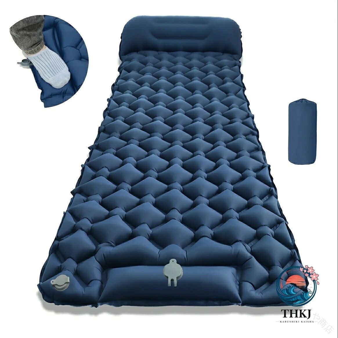 産地:Zhejiang,China用途:旅行スリーピングパッドの種類:エアパッドスリーピングパッドの形状:矩形容量:1人修理キット付属:はいスタッフサック付属:はい生地の素材:ナイロン電源モード:未充電エアーポンプ付き:いいえ生地デニール:40Dコーティング材質:TPUコーティングの厚さ:0.10mm 【原産国／製造国: 中国】 .キャンプ用スリーピングパッド、エアマットレス、寝袋マット、アウトドア寝具をお探しの方におすすめ。40Dナイロン、空気注入式、内蔵フットポンプ、静音、防寒、断熱、軽量、耐久性、防水、洗える、厚み十分、収納袋付き、コンパクト、バックパッキング、ハイキング、旅行、車中泊に対応。持ち運びやすく、テント泊や防災用にも便利な人気ランキング商品です。。 指定された配送時間は承っておりません。【おんや商店】