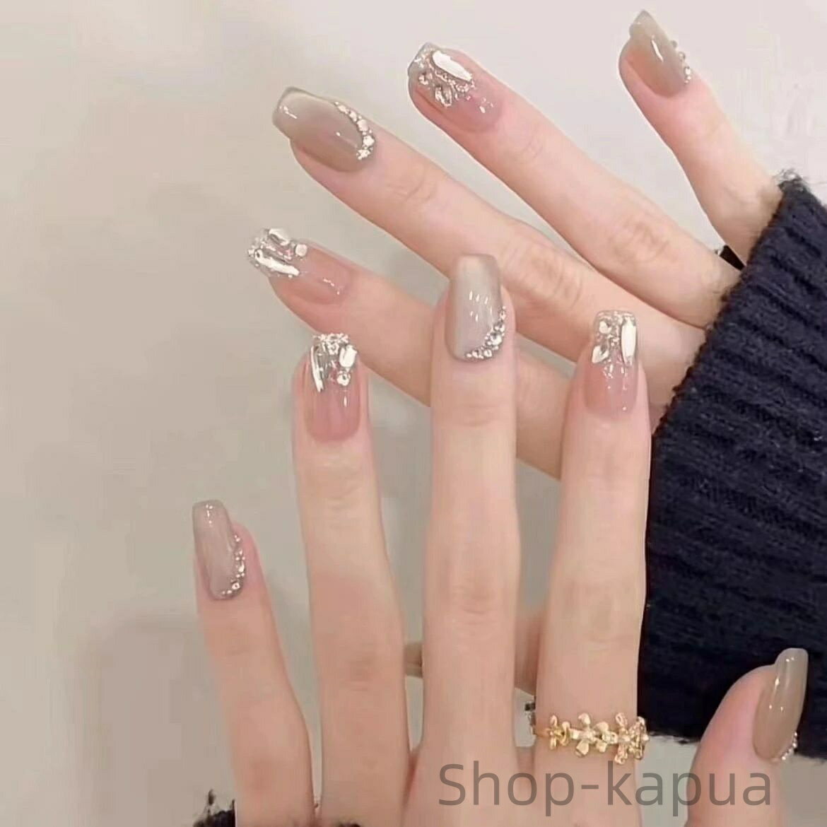 【送料無料】短いネイルチップ 可脱着 爆発的に輝くネイル テープ式 高級仕上げ 映えるキャッツアイ 新..