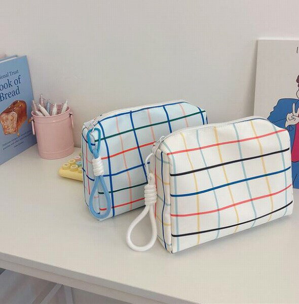 新登場！！★レディース用化粧品収納袋　ポーチ★4色