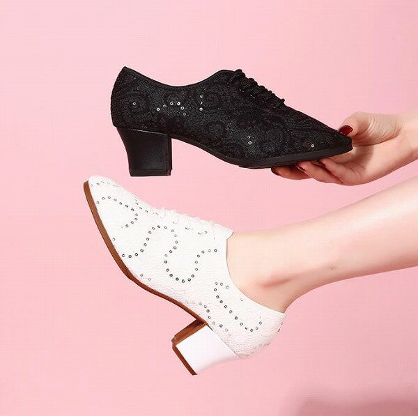 ベリーダンスシューズ インドのダンス パフォーマンス 練習靴 ソフトボトム 女性用ゴールデンシューズ