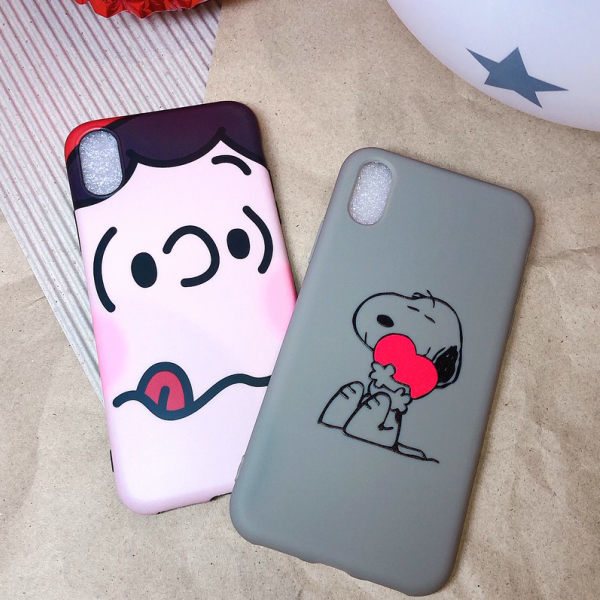 メール便/送料無料【iPhone】 スマホケース キャラクター＃スヌーピー ＃PEANUTS #iPhoneX #iPhoneXS ＃インスタ #映え ＃かわいい ＃おしゃれ ＃流行 ＃ルーシー