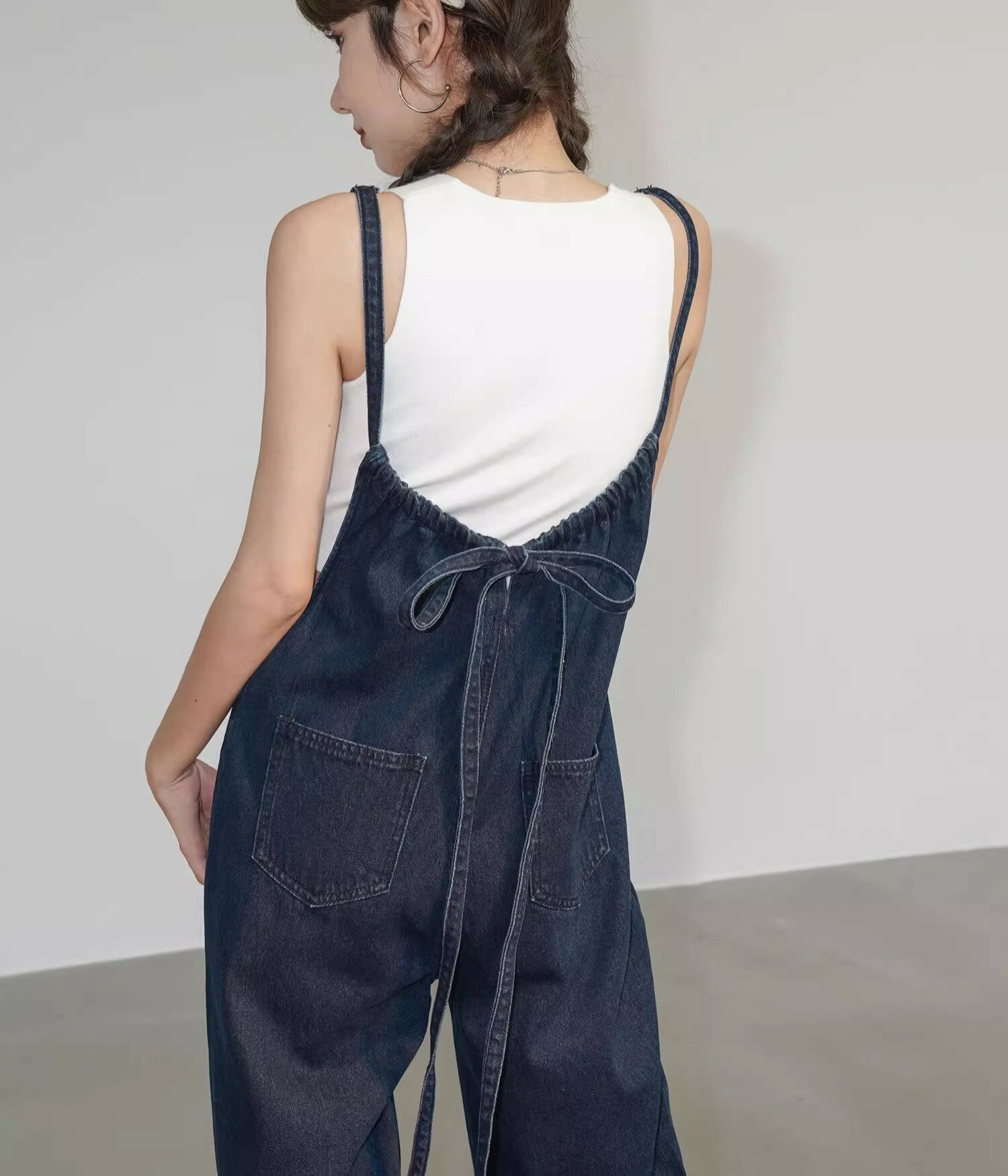 サロペット フルレングス オールインワン ジャンプ 袖無し レディース ワイド パンツ ストレート バックリボン ブルーデニム ネイビー 春 夏 秋 冬 S M L アウトドア 公園 旅行 ゆったり マタニティ シンプル 脚長 体型カバー 送料無料