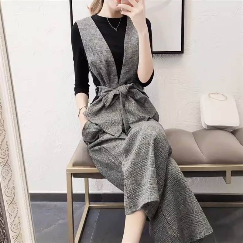 トップス パンツ ボトムス ロンT カットソー ベスト セットアップ アンサンブル レディース ストレートパンツ アンクル丈 袖なし ノースリーブ 7分袖 Vネック ウエストリボン ハイウエスト かわいい 大人可愛い きれいめ 上品 おしゃれ ガーリー 抜け感 ラブリー キュート