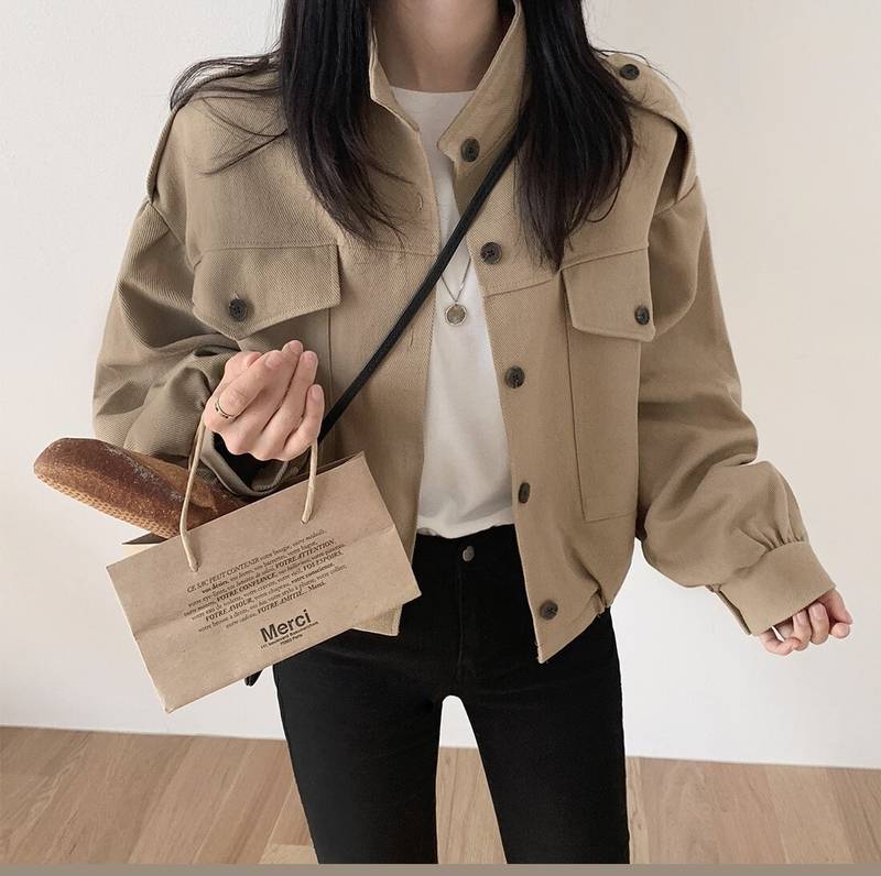 ジャケット ショート丈 アウター レディース 春 秋 冬 無地 カーキ アプリコット 2色展開 襟付き ボリ..