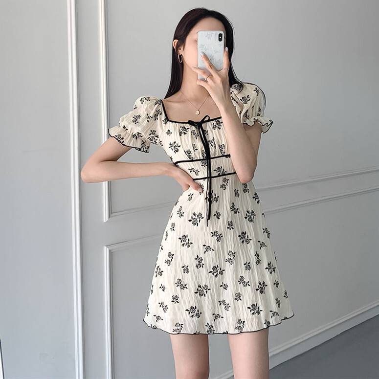 ワンピース レディース ドレス 花柄 ミニ丈 フレア スクエアネック 大人 可愛い 上品 きれいめ お洒落 ウエストマーク ファッション お出かけ 女子会 ガーリー カジュアル デート 体型 カバー 休日 普段使い 春 夏 10代 20代 30代 ホワイト M L XL 2XL 3XL 4XL 大きいサイズ