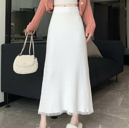 ロングスカート ボトムス レディース カラースカート ニット フレア ロング マキシ Aライン フェミニン ハイウエスト フリンジ 大人可愛い きれいめ シンプル カジュアル おしゃれ かっこいい レトロ エレガント モダン 送料無料 白 ベージュ 茶 黒 フリーサイズ 美脚効果 ロングスカート ボトムス レディース カラースカート ニット フレア ロング マキシ Aライン フェミニン ハイウエスト フリンジ 大人可愛い きれいめ シンプル カジュアル おしゃれ かっこいい レトロ エレガント モダン 送料無料 白 ベージュ 茶 黒 フリーサイズ 美脚効果