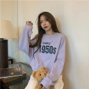 トップス レディース トレーナー スウェット 長袖 ショート丈 秋 冬 ロゴ ブラック ホワイト イエロー パープル 4色展開 ラウンドネック 休日 お出かけ 普段使い 楽ちん 学生 通学 着回し ファッション お洒落 カジュアル こなれ感 ナチュラル マニッシュ ラフ ワンサイズ(4)