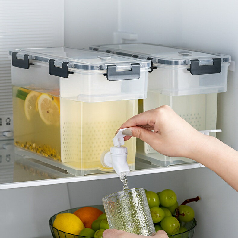 【ポイント 5倍UP !】3.5L 冷蔵庫 ポット ピッチャー 冷水筒 蛇口付き 水タンク DIY 麦茶ポット ティーポット 飲料水バケット ドリンクピッチャー 大容量 耐熱 洗いやすい フルーツティーポット ウォーターピッチャー 家庭用
