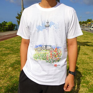 【Tシャツ グラジオラス咲く残波岬】安座間 安博さん(あんぱくさん)〔メンズ レディース ユニセックス 沖縄風景イラスト オリジナルTシャツ ITOMAN 糸満 shop-nui ショップヌイ 半袖 クルーネック リゾート 旅行〕an-oriT-0001-WH 無料ラッピング 送料無料
