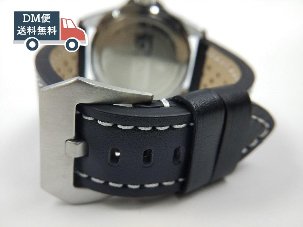 ミリタリー腕時計ベルト 22mmのスプリングバーを使用する従来型またはスマートウォッチと互換性があります。 時計の幅に注意して購入してください。 サイズ：約22mm（幅） 素材：本革レザー 写真3枚目のものが商品となります。バネ棒、バネ棒外しも含まれます。時計は含まれません。 ※DM便での発送のため、パッケージは外した状態でお送りします。 ※時計は使用イメージです。付属しません。