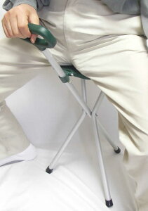 ちょっとした椅子として、ステッキとしてご使用になれる「ハンディなステッキチェアー(アルミステッキシート)」、アウトドアライフにも重宝します!!通販格安セール情報 楽天 通販