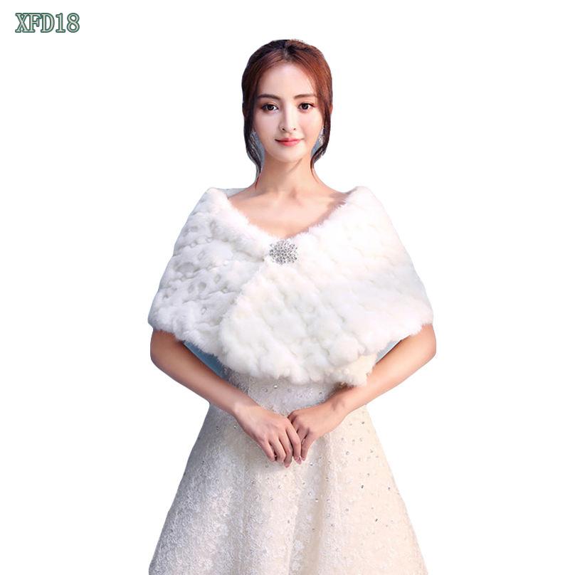 58%OFF衝撃セール★13606円⇒6803円! ファーケープ レデイース 花嫁 ケープ 可愛い 結婚式 フォーマル ウェディング ボレロ カーディガン 肩掛け ドレス ウエディング用 ショール ホワイト 発表会 披露宴 パーティ ふわふわ エレガント おしゃれ 豪華 shopcp shopcp-10085620 CPショップ サンプル画像2