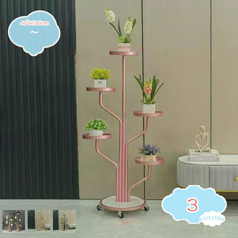 メイン素材：メタル【サイズ】40*H135cm 具体的な寸法は写真に示されています。 具体的な寸法は主に種類のもので、図は参考用です。【多機能】多種多様な観葉植物/多肉植物を飾ることが可能です.室内に設置し、植物や花を飾るだけでなく、飾り/おもちゃなど収納するのに使えます。【省スペース】スペースの合理的な使用，美しさと実用性を兼ね備えたフラワースタンドを作成します。縦長のフラワースタンドで、省スペースで使えるので、コーナー等の屋内の狭いスペースを有効活用できます。【マルチシーンに活用】様々なシーンに適している、フラワースタンドとして部屋に活力をもたらします。美しさと実用性を兼ね備えた収納・装飾スタンドに使用できる、小さな設置面積で省スペース。【360°回転できるキャスター付き】360°回転できるキャスター付きなので、移動するのが便利です。台風の日でも、ラックと植木鉢ごと安全な場所に移動することができます。日当たりの向きを変えたり、掃除の際などにも楽に動かすことができます。フラワースタンド おしゃれ 室内 屋外 仕樣 材質：アイアン サイズ：40*H135cm 具体的な寸法は写真に示されています。 具体的な寸法は主に種類のもので、図は参考用です。 インテリアに 室内や玄関、廊下、ベランダなど場所に置くだけでおしゃれな空間を演出します。 そして、新築祝い・開店祝い・誕生日・母の日・父の日などのギフトにもいいアイデアです。 会社、店舗、オフィスにの観葉植物のスタンドとして最適、見てだけも気分が明るくにりますでしょう！ 広い範囲に活用！ あなたの花を見せる素敵な方法 - カラフルな花蕾、緑の植物、ハーブ、花瓶など。階段はとても壮観です。 家庭やオフィスでの使用に適した植物を安定して表示できます。 寝室/バスルーム/リビングルーム/オフィス/ガーデンに花/植物で素敵な装飾です。 ご注意： 1. 手作業による測定のため、0.5〜2cmの誤差を許容してください。 2. 表示が若干異なり、画像が正確に表示されない場合がありますので、実際の商品をご参照ください。 弊社製品をお選びいただき、誠にありがとうございます。ご不明な点がございましたら、メールでお問い合わせいただければ、時間内にお答えいたします。 来てくれてありがとう。以下の用語は検索参考用であり、商品内容の詳細説明ではございませんガーデンラック 屋外 4段 プランタースタンド フラワースタンド お庭 多肉植物 家庭菜園 鉢スタンド 5段式 整理 おしゃれ 室内 多機能 収納ラックフラワースタンド 花台 鉢スタンド 植木鉢台 室内植物スタンド 竹製小型植物スタンド ミッドセンチュリー風 モダン 植物スタンド 室内用 鉢に対応フラワースタンド ミニ型 花台 鉢スタンド 多肉鉢ラック アイアン おしゃれ 室内 フラワーラック プランタースタンド ミニ 観葉植物 台 植物棚 多肉植物ガーデンラック 屋外 4段 プランタースタンド フラワースタンド ポール 室内 おしゃれ スリム ガーデニング 花台 園芸 植物棚 プランタース 木製 天然木