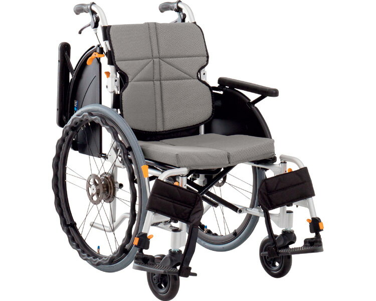 株式会社 松永製作所 ネクストコア・マルチ自走用車いす　NEXT-31B 座幅38　♯F-3（ライトグリーン）