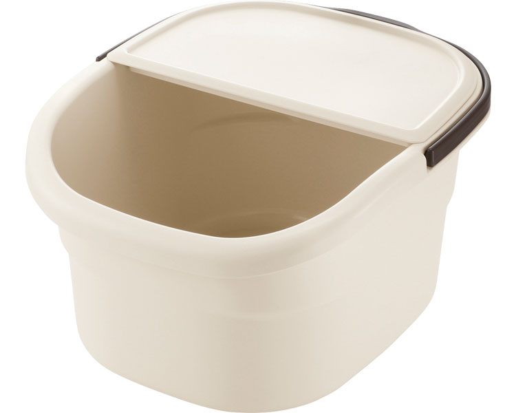 株式会社 リッチェル ハユール　フットバスバケツ 18162　アイボリー