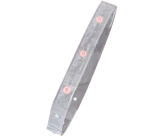 ●LEDが付いた反射タスキで、長さを背丈にあわせて3段階に調節できます。●LEDライト内蔵ですので、たすきの裏のスイッチで点灯・点滅して、暗い夜道や光源の無い場所でも、危険を回避します。●LEDライトは市販のボタン電池と交換していただくことで、長くお使いいただけます。●耐候性に優れ、屋外でも使用できます。●幅（mm）：50●全長（mm）：1400●LED数：6個●連続使用時間：140時間●切り替え：点灯→点滅→消灯（ループ）●材質：表面/塩化ビニール、裏面/ステンレス、FPC（フレキシブル基盤）●質量：122g●色：反射白●付属品：CR2450ボタン電池×1個（テスト用）