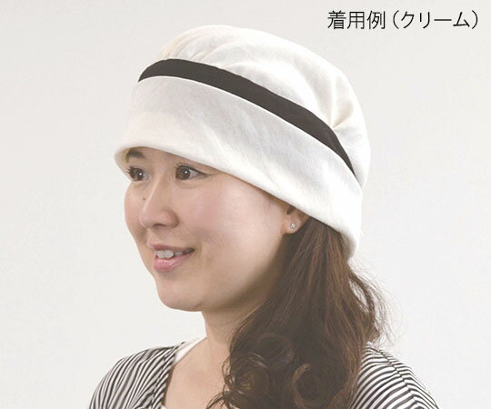 特殊衣料 アボネット +Noriko シフォン リボン クリーム 2211 1個●ふんわり軽く、通気性のあるおしゃれなケア帽子。●頭をしめつけないゆったり設計のストレスフリーな帽子。●裏地にはサラッとした吸汗・速乾生地を使用。チクチクしません。●後ろのリボンでサイズ調節ができます。●表：綿100％、裏：ポリエステル100％(清涼素材、吸汗速乾)●頭囲サイズ：約52〜60cm●重量：約25g●洗濯方法●▼洗濯　可(ネットに入れて手洗い)●▼脱水　不可●▼乾燥　不可(陰干しすること)●色：クリーム