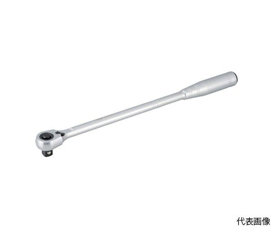 TONE ロングラチェットハンドル（中空・ホールドタイプ） 歯数72枚 差込角12.7mm 全長375mm RH4HWL 1個●使いやすさと耐久性を残し、中空グリップで軽量化を実現しました。●ソケットホールド機構でワンプッシュ操作でソケット交換できます。●ロングサイズのため手が届きづらい箇所の作業に適しています。●ボルト・ナット類の締め付け・緩め作業用。●歯数（枚）：72●差込角（mm）：凸12.7●全長（mm）：375●材質／仕上：構造用鋼●原産国：日本●コード番号：818-8763