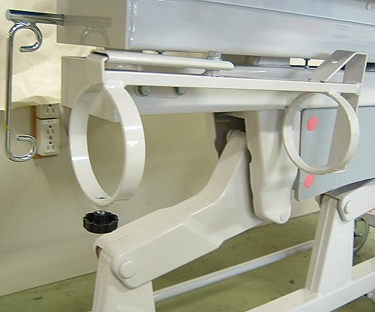 大和製衡 はかり付ストレッチャー用ボンベ取り付け台 1個