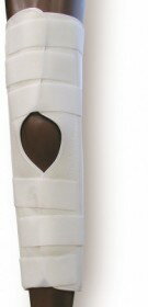 特徴 伸展位で固定する膝関節固定帯です。 両側面には細めのアルミステー、平面には副木用の硬化アルミステーを使用していますので確実な固定が可能です。 本体表面のほぼ全面にマジックテープが接着してますので、着脱が容易に行えます。 固定範囲（高さ）は50cmと広範囲を固定します。固定範囲が35cmの「ニースプリントショート」もございます。 NE-201 S 適応範囲（膝周囲） 25cm〜30cm 1個 　　JANコード：4976546004610 NE-202 M 適応範囲（膝周囲） 30cm〜35cm 1個 　　JANコード：4976546004627 NE-203 L 適応範囲（膝周囲） 35cm〜40cm 1個 　　JANコード：4976546004634 NE-204 LL 適応範囲（膝周囲） 40cm〜45cm 1個 　　JANコード：4976546004641 ※※※※※ご注意ください※※※※※※ご紹介商品によっては掲載画像と商品名が異なる場合がございます。また、オプション品の場合も本体が掲載されている場合がございます。ご不明な点がございましたらお気軽にお問い合わせ下さい。※※※※※※※※※※※※※※※※※※※日本衛材は国内での製造にこだわった、安全・安価・品質を追求する国産衛生材料メーカーです。