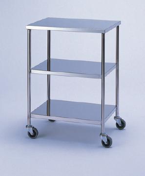 ●S寸法：W450×D300×H800mm ●M寸法：W600×D450×H800mm ●ML寸法：W750×D450×H800mm ●L寸法：W900×D600×H800mm ●材質：ステンレス製 ●キャスター:50φ 【1105送料無料-s】■キャンペーンID■【koushin0201】free 【koushin0201】point 【koushin0201】sale器械台です。ステンレス製。