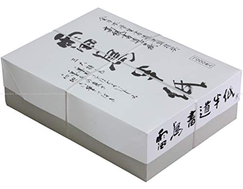 書道半紙多色/-/-・パッケージ個数:1・愛媛県伊予産のニジミが少ない書道半紙・ひらがな、カタカナ、漢字の練習に最適・使用用途：学生・初心者の書道書写練習清書用紙・商品サイズ：243×334mm　入数：1000枚・製造方法：機械漉き