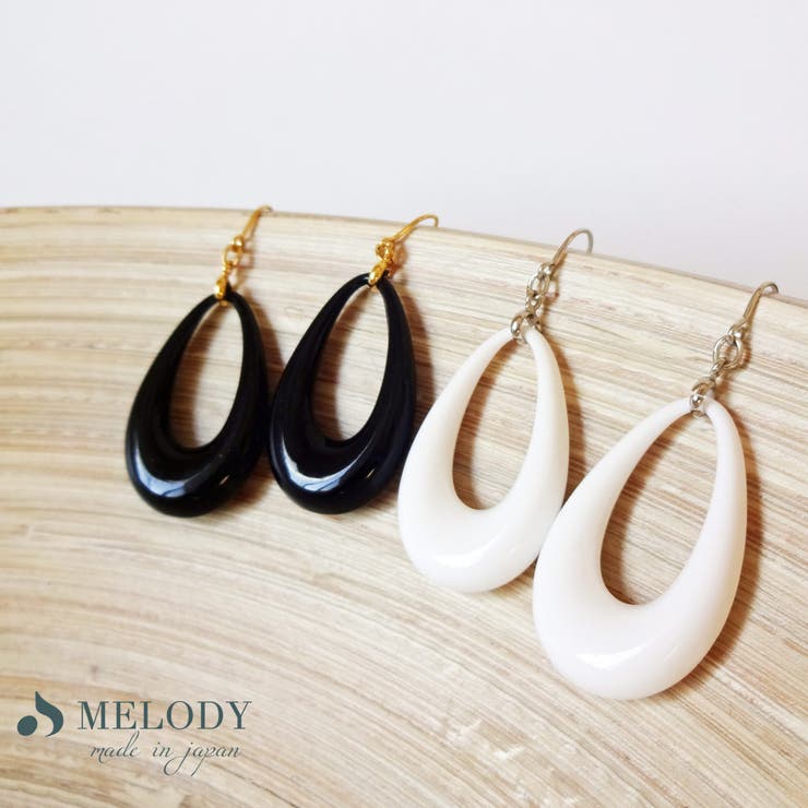 【10％OFFクーポン！9/24(木)1:59まで】Melody　Accessory ピアス イヤリング レディース フープ 大ぶり ゴールド シルバー ブラック ホワイト 春 夏 秋 冬 揺れる シンプル おしゃれ 露型 ドロップ wz-17 アクセサ