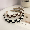 【マラソン期間中 5%OFFクーポン】LUPIS チェッカーフラッグ柄カチューシャ 【カチューシャ ヘアアクセサリー チェッカーフラッグ 格子 チェック 韓国ファッション 韓国っぽ 韓国 おしゃれ トレンド ブラック ブラウン 激安 安い カジュアル プ