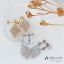 【マラソン期間中 5%OFFクーポン】Melody Accessory ピアス 揺れる ダイヤモンドシェイプ ラインストーン レディース ドロップ キャッチタイプピアス フォーマル 結婚式 ブランド シンプル ゴールド シルバー 春 夏 アクセサリー