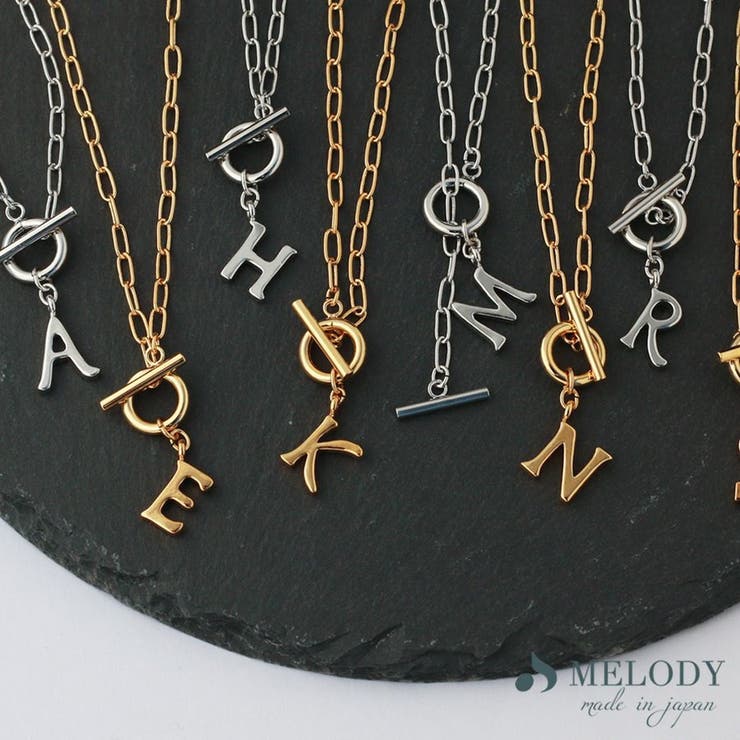 Melody　Accessory ネックレス イニシャル マンテル K18GP ゴールド 金属アレルギー対応 レター トレンド 小ぶり シンプル プレゼント A E H K M N R S Y アルファベット ペンダント ブランド おしゃれ ジュエリー