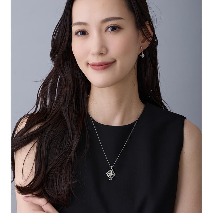 Melody Accessory ロングネックレス 日本製 アラベスク ネックレス ロング ペンダント ゴールド 透かし 重ね付け レディース k18gp ゴールド ブランド おしゃれ 大ぶり シンプル シルバー プレゼント 大人 アクセサリー・