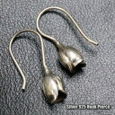 YUKATANゆかたん 【シルバーピアス】立体的なチューリップが咲いたエレガントなフックサガリピアス 【花 レディースピアス】 アクセサリー アクセサリー