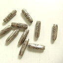 【10%OFFクーポン!11/27(木)1:59まで】YUKATANゆかたん シルバーパーツ10個で1セット 直径2.3mmタイプでお花のような模様が描かれた小...