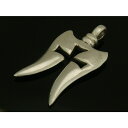 【マラソン期間中 5%OFFクーポン】laplateriashu シルバー925☆★紋章のペンダントヘッド★鋭い2つの剣の間にクロスが浮かび上がるペンダントトップ 【ペンダントヘッド ペンダントトップ】 アクセサリー アクセサリー