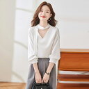 【5%OFFクーポン 9/11 1:59まで】JS FASHION ブラウス 全2色 トップス Vネック ボウタイ風 長袖 オフィス 白シャツ 白 無地 シンプル おしゃれ ビジネス OL きれいめ フォーマル おしゃれ 大きいサイズ 上品 セレモニー