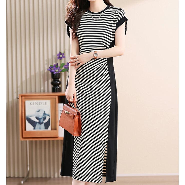 JS FASHION ボーダー柄ワンピース バイカラー チェーン飾り 半袖 ワンピース タック入り 黒 モノトーン Aライン ロングワンピ 大人 膝下丈 ミモレ丈 ロング丈 ガーリー きれいめ 体型カバー 大きいサイズ リゾート 夏ワンピース 春 夏【h