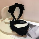 JS FASHION ビッグリボン カチューシャ 成人式 ラメ糸 キラキラ 幅広 ベロア ベルベット 秋 冬 お呼ばれ 痛くない 黒 ヘアアクセサリー 大きめ ...