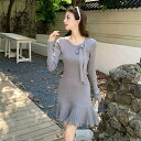 JS FASHION ニットワンピース リボン 全4色 クルーネック 裾フリル 長袖 単色 黒 Aライン ワンピース ミニワンピ ミニ丈 ショート丈 きれいめ スリム 細見え デイリー おしゃれ ガーリー フェミニン 大人 かわいい デート 食事会 秋